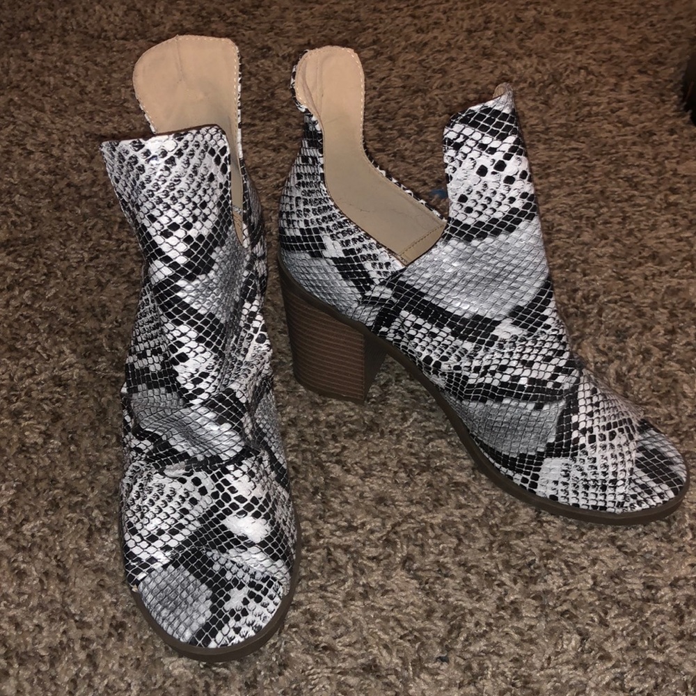 Snake skin heels with open toe